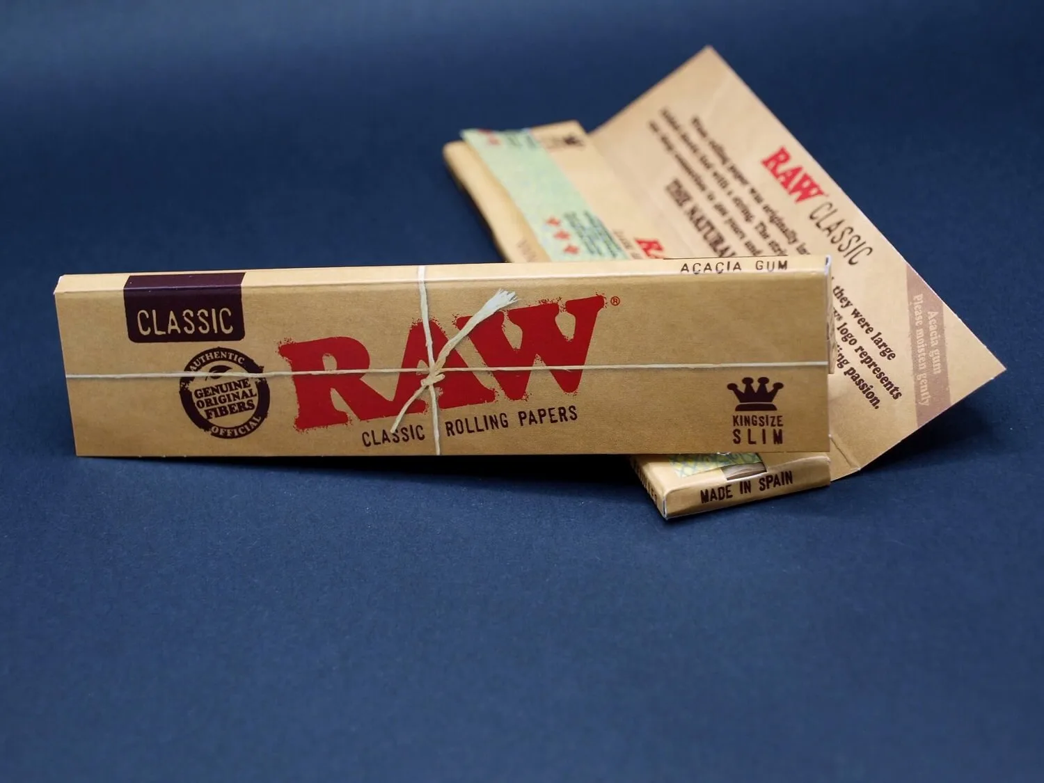 Feuille Slim non blanchie de marque RAW gamme Classic